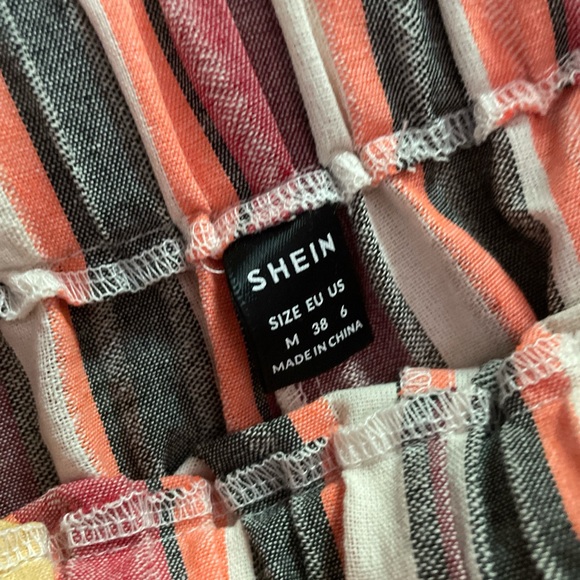 Striped shorts! - Picture 2 of 3